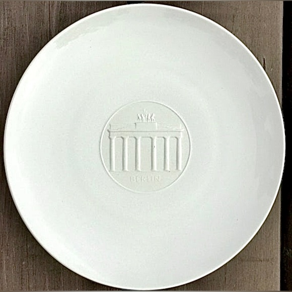 Vintage Porcelain KPM BERLIN Brandenberger Tor Bisque Relief